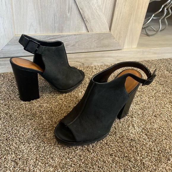 Lord & Taylor Nubuck Leather Heeled Sandal Bootie Shootie 6 - Picture 9 of 14